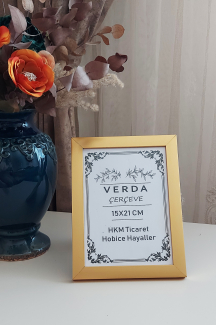 15x21 cm Fotoğraf Çerçevesi! Ahşap Ayaklı Pvc Camlı Dekoratif Masaüstü Çerçeve! Gold