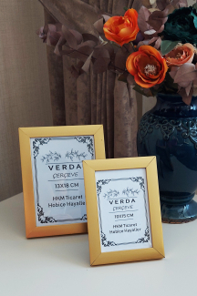 2 Li Çerçeve 10x15 cm ve 13x18 Cm Fotoğraf Çerçevesi! Ahşap Ayaklı Pvc Camlı Dekoratif Çerçeve! Gold