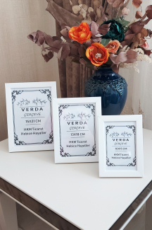 3 Lü Set! 10x15, 13x18 cm ve 15x21 cm Fotoğraf Çerçevesi! Ahşap Ayaklı Pvc Camlı Dekoratif Çerçeve! Beyaz