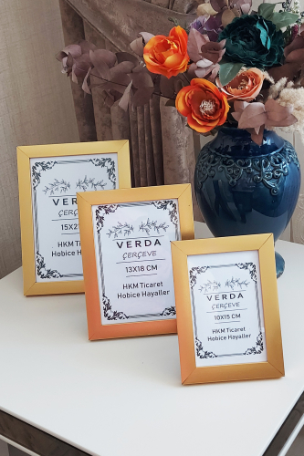 3 Lü Set! 10x15, 13x18 cm ve 15x21 cm Fotoğraf Çerçevesi! Ahşap Ayaklı Pvc Camlı Dekoratif Çerçeve! Gold - 1
