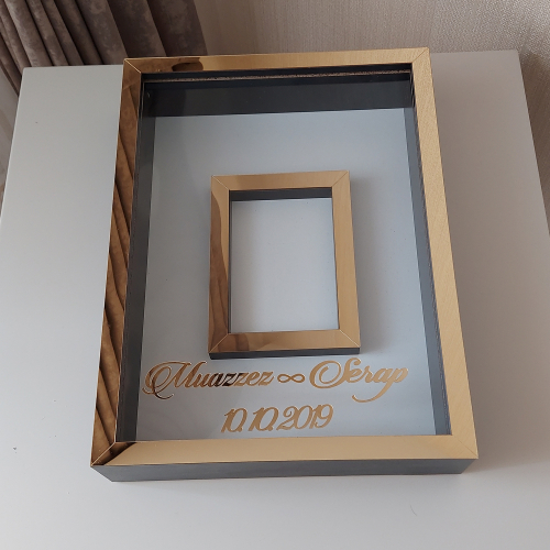 30x40 Cm Siyah-Gold Gül Anı Çerçevesi! isimli Fotoğraf Çerçevesi! Gül Anı Çerçevesi Ledsiz! - 2